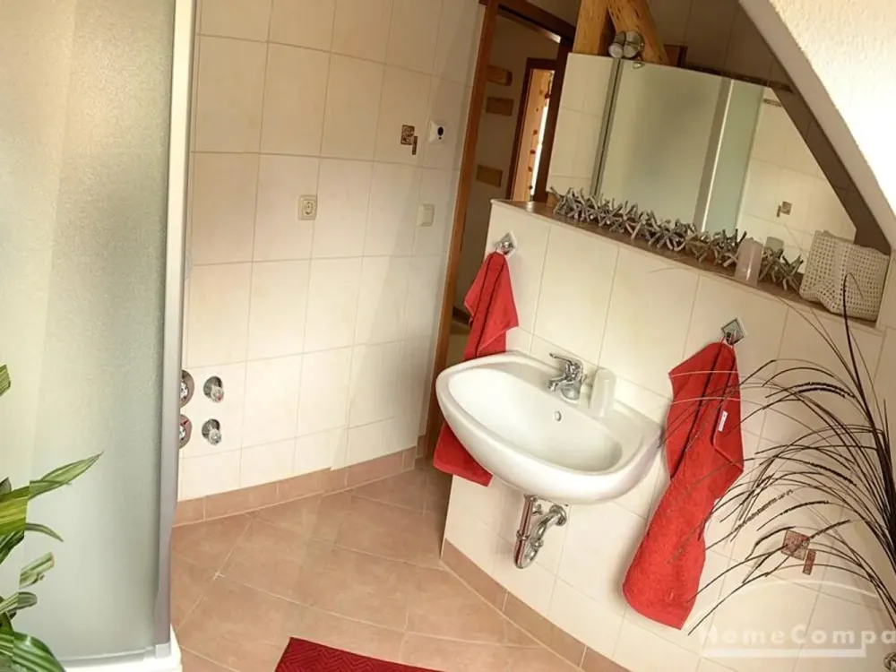 27812 HomeCompany Dresden Furnished 2-Room Apartment in Dresden-Coschütz/Gittersee max...