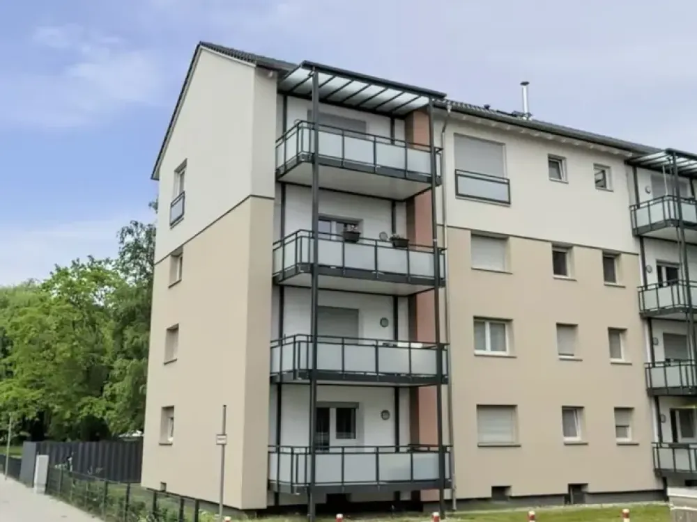 2-room apartment with balcony directly on the Alb, 2nd floor