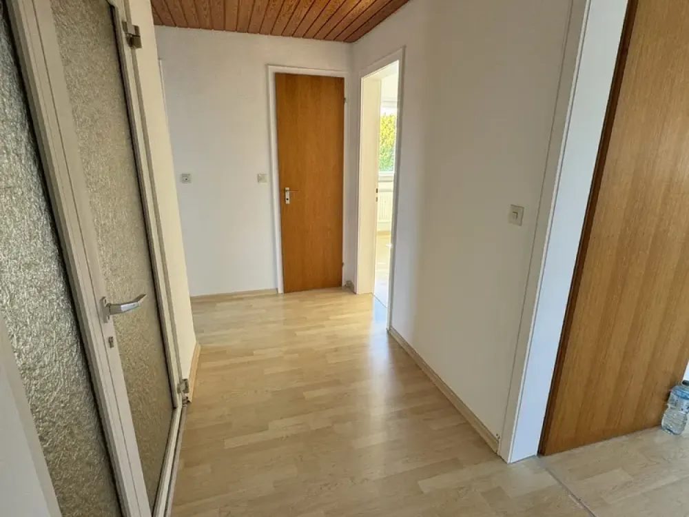 Stuttgart Degerloch, quiet central location 3.5-room apartment with enclosed balcony approx. 79 sqm