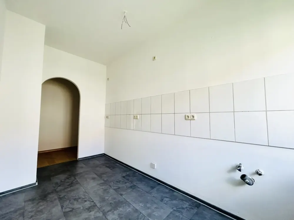 Stylish, Renovated 2-Room Apartment / Suitable for Shared Flat / Available Immediately / ***TOP*** Leipzig / Wahren