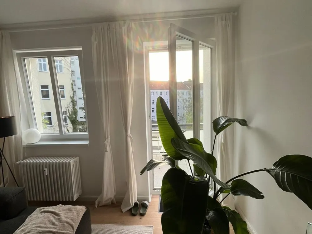 Zur Zwischenmiete: 2-Zimmer Wohnung Charlottenburg/Halensee