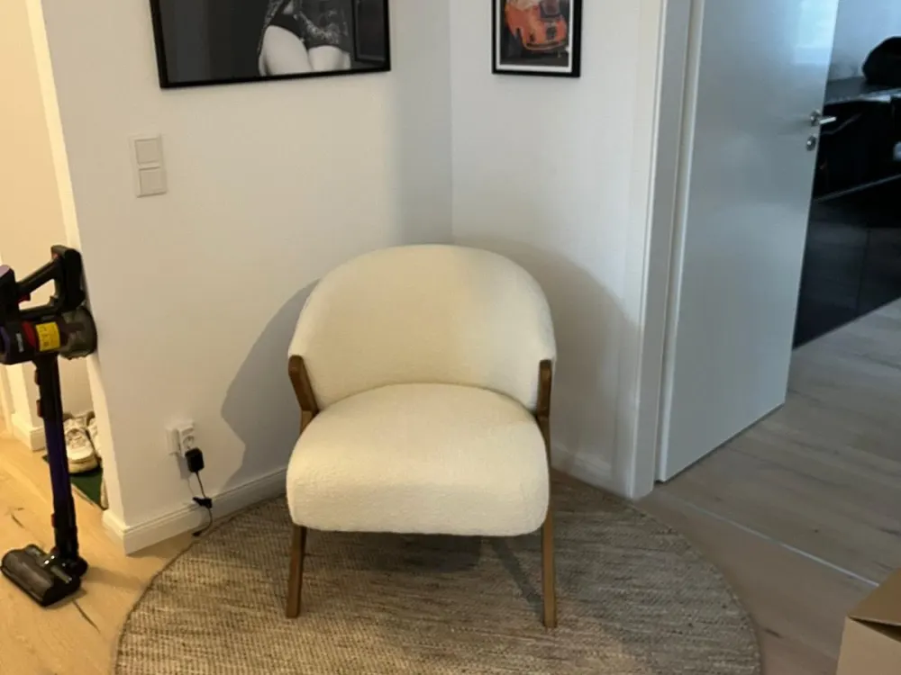Zur Zwischenmiete: 2-Zimmer Wohnung Charlottenburg/Halensee