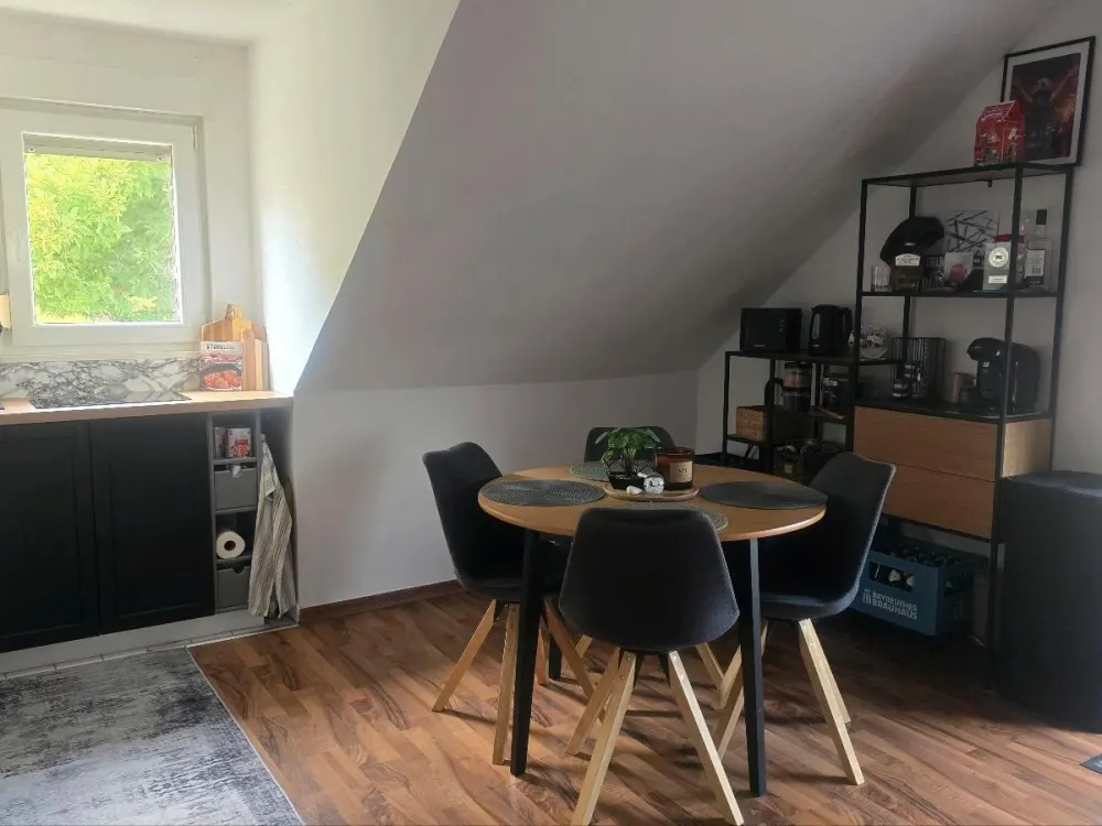 Suche Nachmieter/in für unmöbelierte 1 Raum Wohnung FTL/Wurgwitz