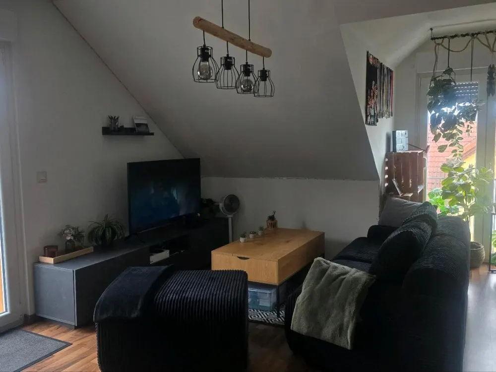 Suche Nachmieter/in für unmöbelierte 1 Raum Wohnung FTL/Wurgwitz