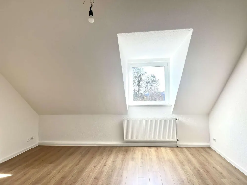 Helle 3-Zimmer-Wohnung - frisch renoviert und sofort bezugsfrei