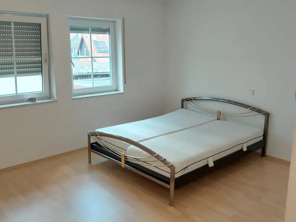 Stilvolle 3-Zimmer-Wohnung mit Balkon und EBK in Rödermark