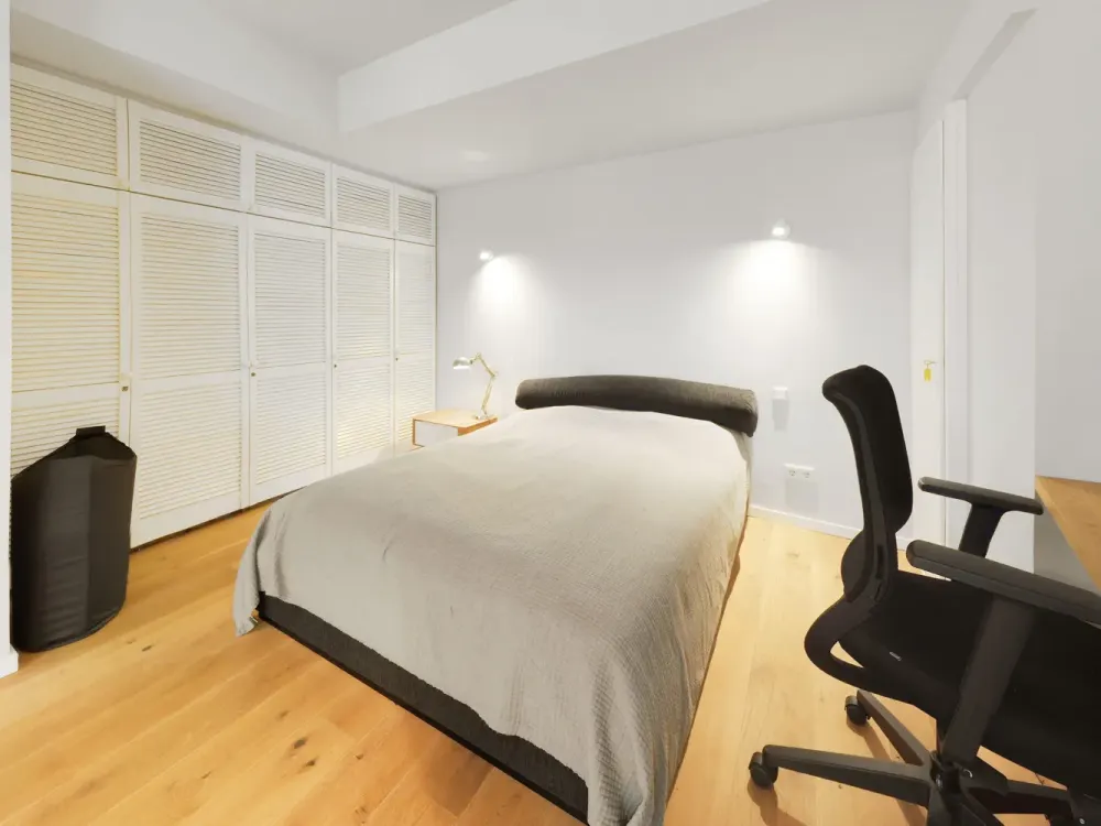 Helles, schickes, ruhiges vollmöblierte EG-Terrassenapartment @ Cecilienallee