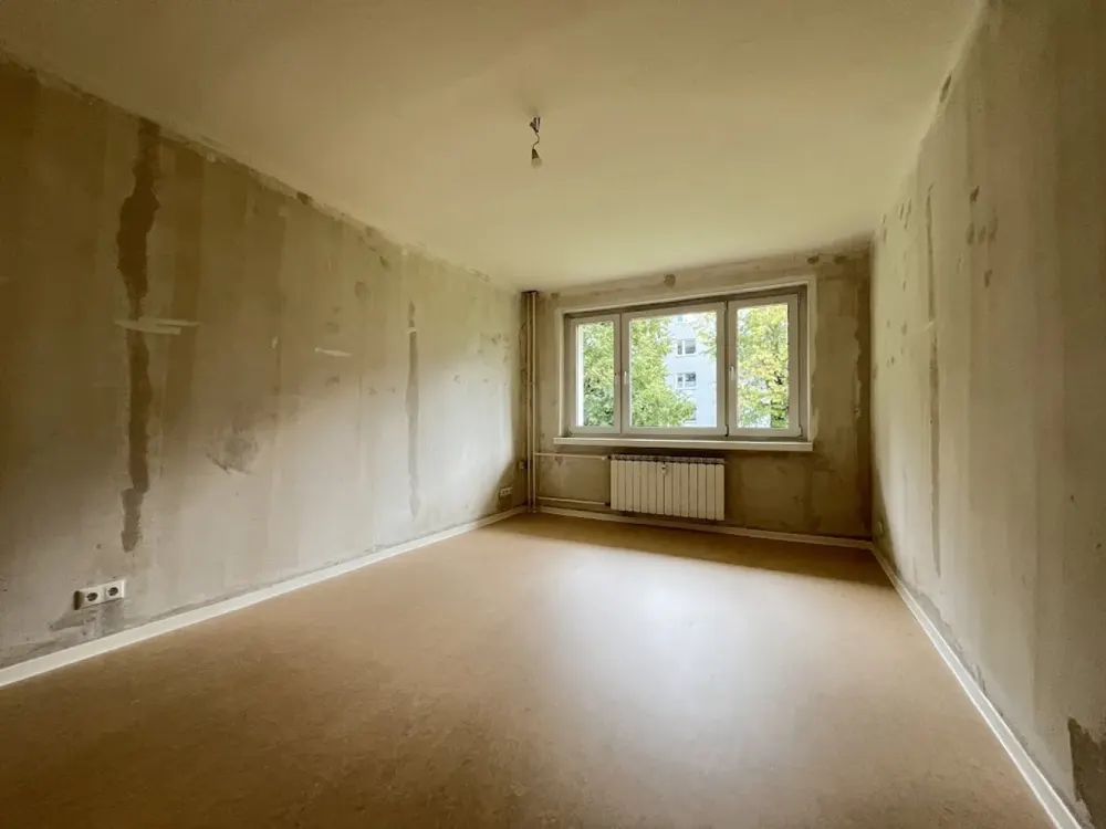 Hochparterre - Renovierung erforderlich - Wir kommen Ihnen entgegen!