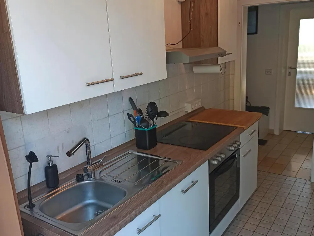51qm Singlewohnung in ruhiger Lage + EBK + Balkon