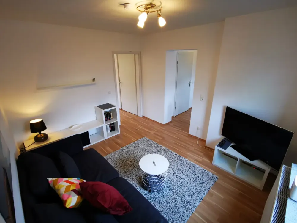 Gemütlich möbilierte 2,5-Zimmer Wohnung in Köln-Bickendorf