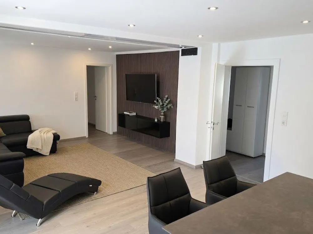 Traum Wohnen in Nürnberg: 4-Zimmer-Wohnung mit Garten + 2 Balkone