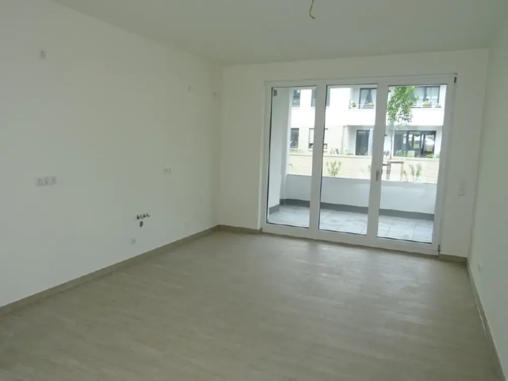 2 Bäder, 2 Balkone: Familienwohnung in Striesen *** EBK möglich ***