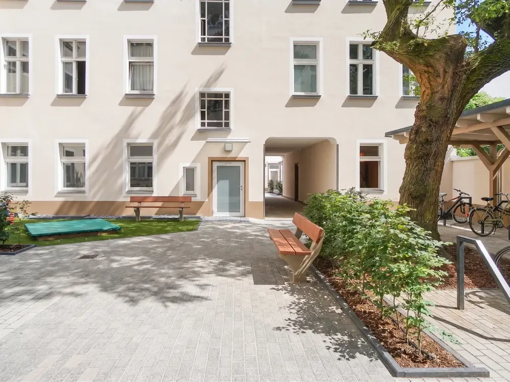 Renovierte Hofwohnung im Kiez nahe der Warschauer Straße