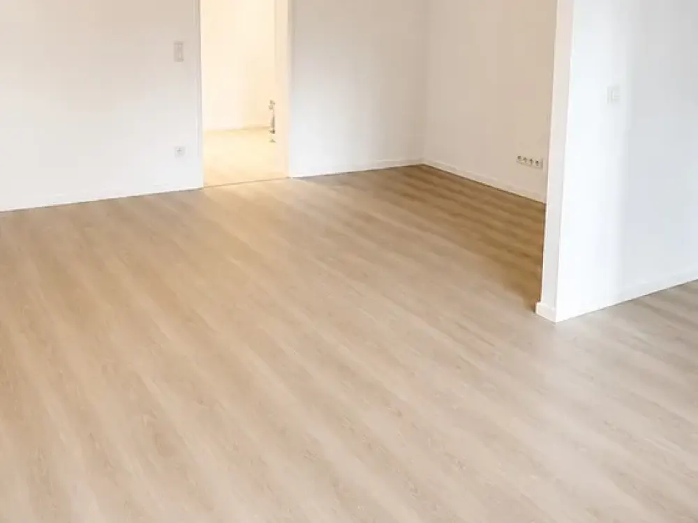 2-Zimmer-Wohnung mit Balkon und Feldblick in Olching - Erstbezug nach Sanierung
