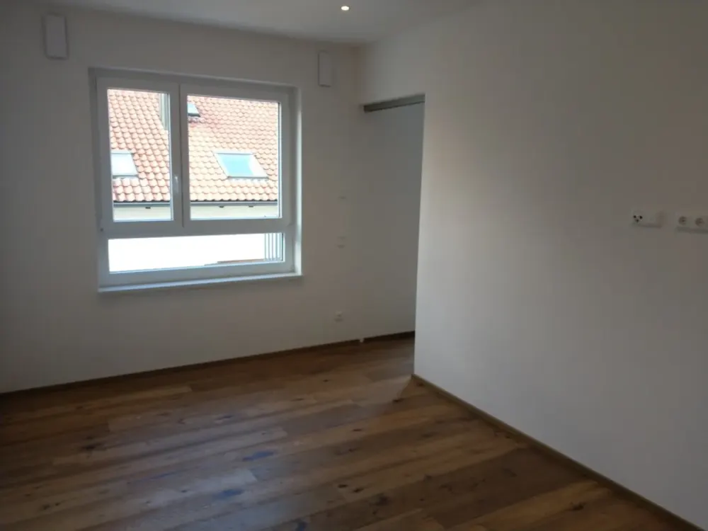 Nachmieter für 2-Zimmer-Apartment in Obermenzing zum 01.11.26 gesucht