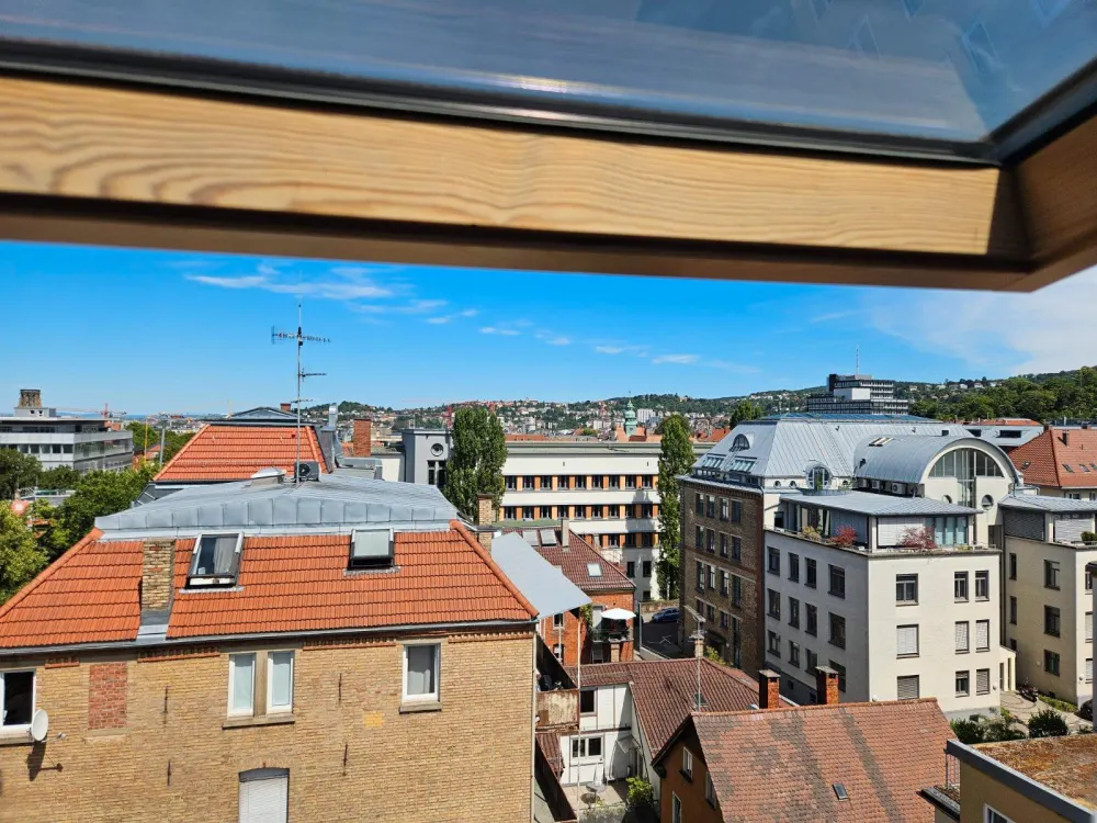 Hoch Hinaus: Stilvolle 4-Zimmer-Maisonettewohnung Stuttgart West