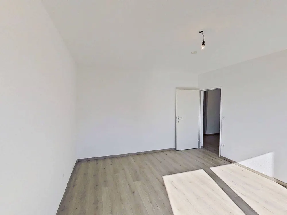 95 m² Living Comfort with Balcony - Your New Home Awaits