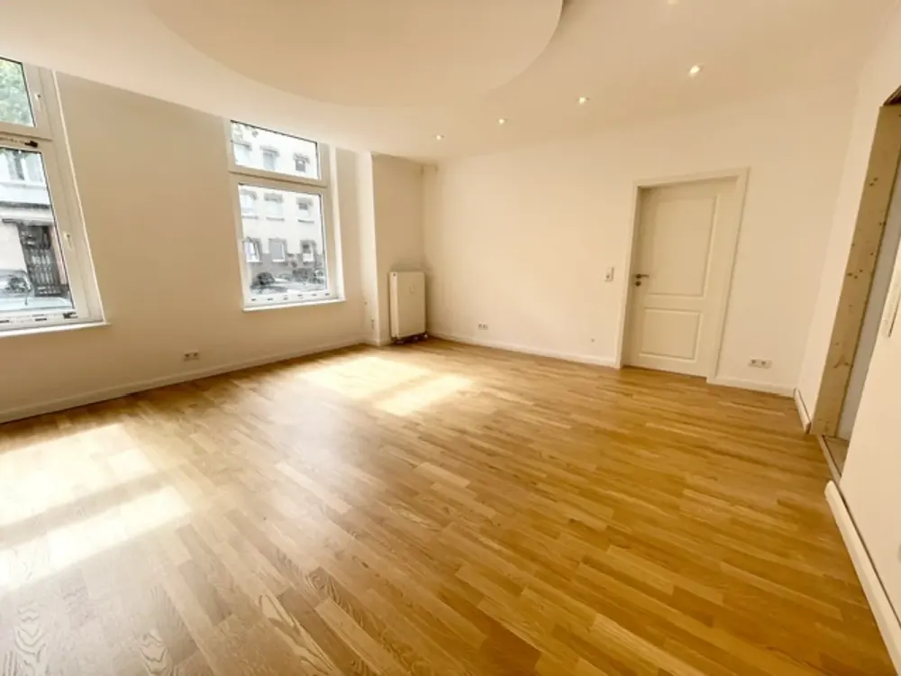 Nach Modernisierung: schicke 3 Zimmerwohnung in Flingern-Nord