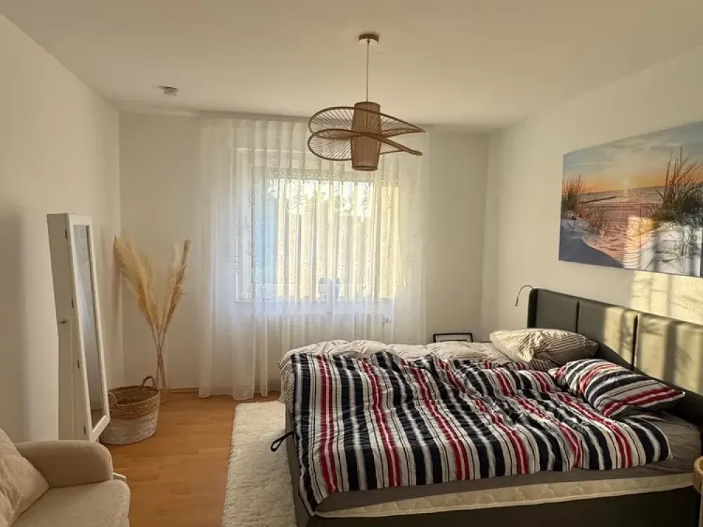 Modernisierte Wohnung mit drei Zimmern und Balkon in Castrop-Rauxel