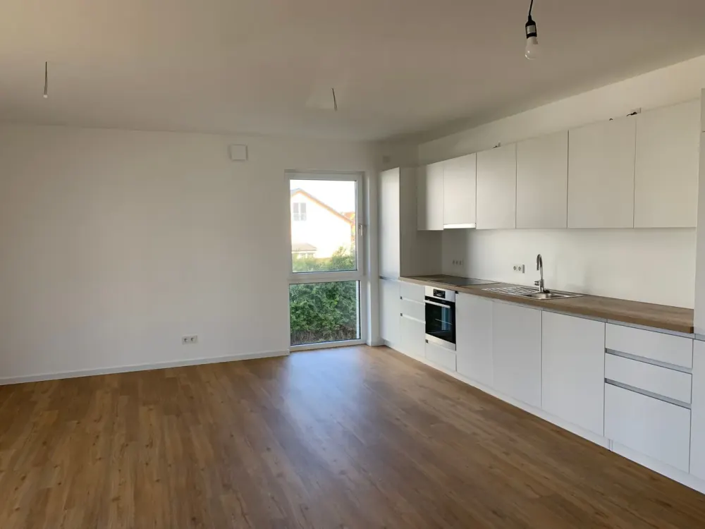 5-Zimmer-Wohnung inkl. Einbauküche mit Balkon und 2 Badezimmern