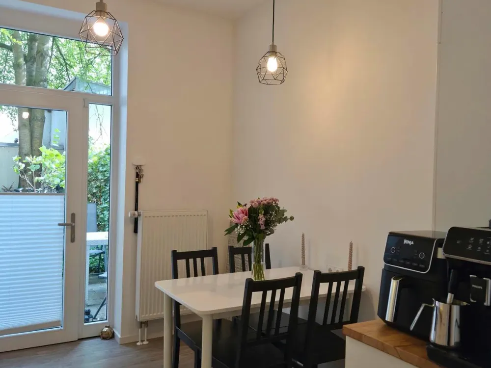 Helle 4 Zimmer Erdgeschosswohnung mit Terrasse
