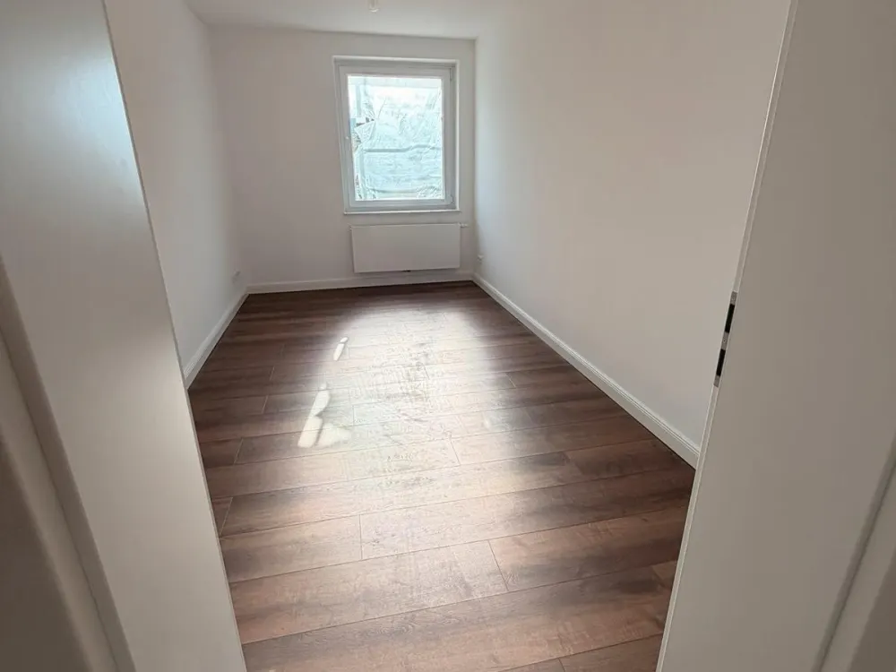 Renovierte 4 Zimmer Wohnung, 90 m², am Engelbosteler Damm