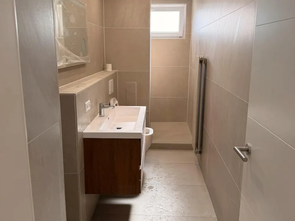 Renovierte 4 Zimmer Wohnung, 90 m², am Engelbosteler Damm