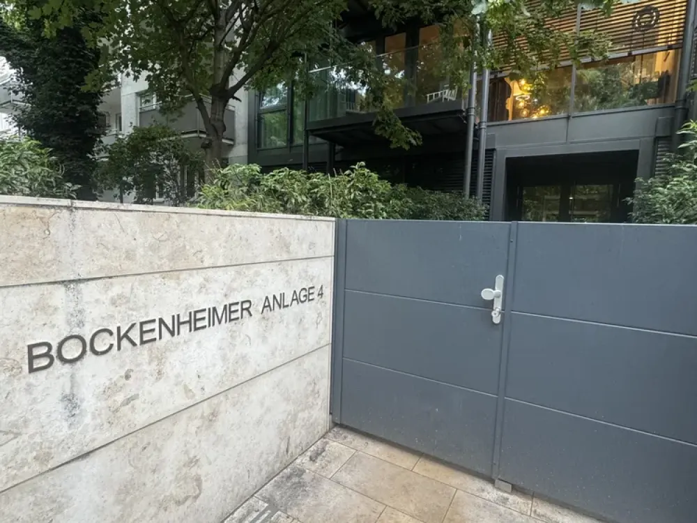 Top Location, Apartment, Furnished, 2 Rooms, Available Immediately
