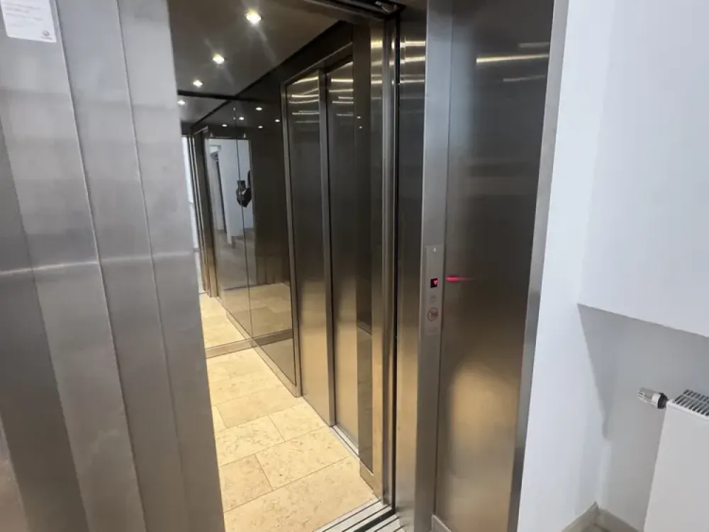 Top Location, Apartment, Furnished, 2 Rooms, Available Immediately