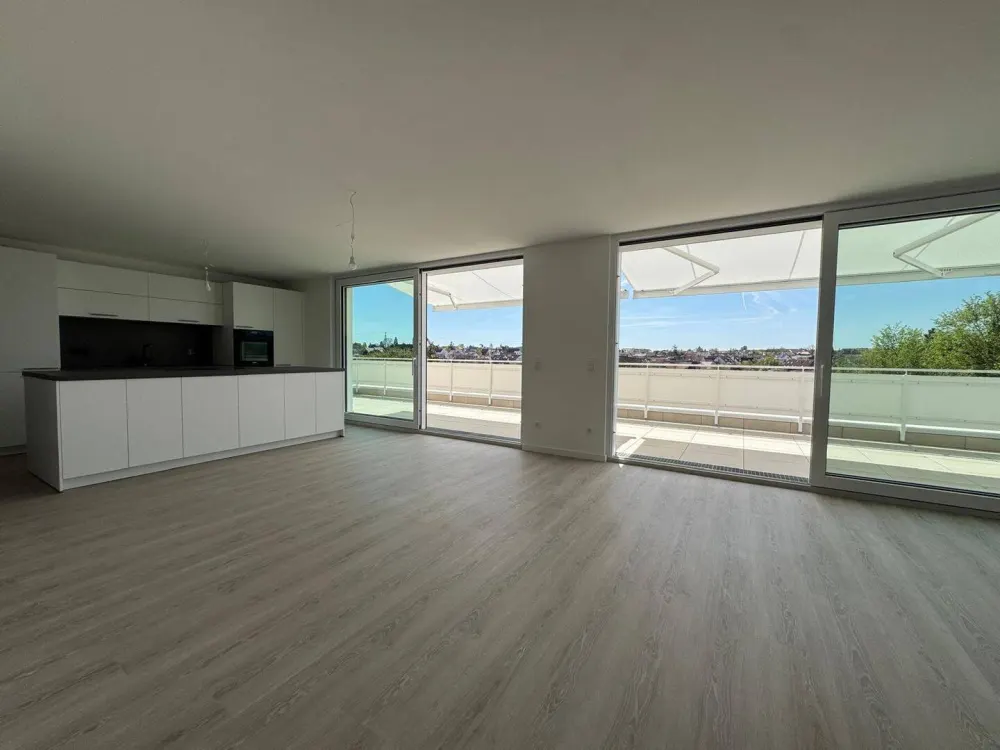 Kernsanierte 3-Zi-Penthousewohnung in Aussichtslage von Plieningen