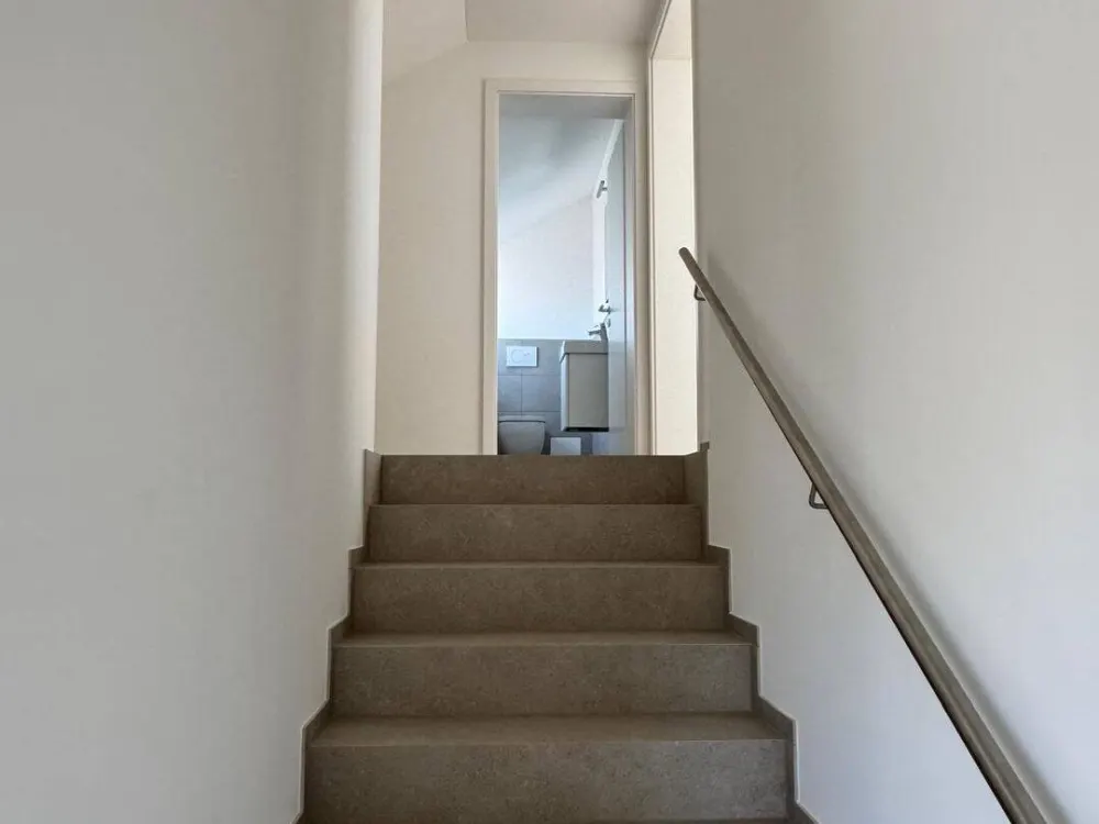 Kernsanierte 3-Zi-Penthousewohnung in Aussichtslage von Plieningen