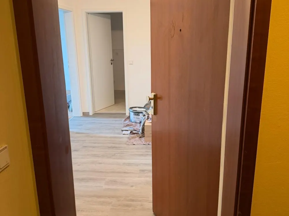 Frisch Sanierte 3-Zimmer Wohnung 1.OG