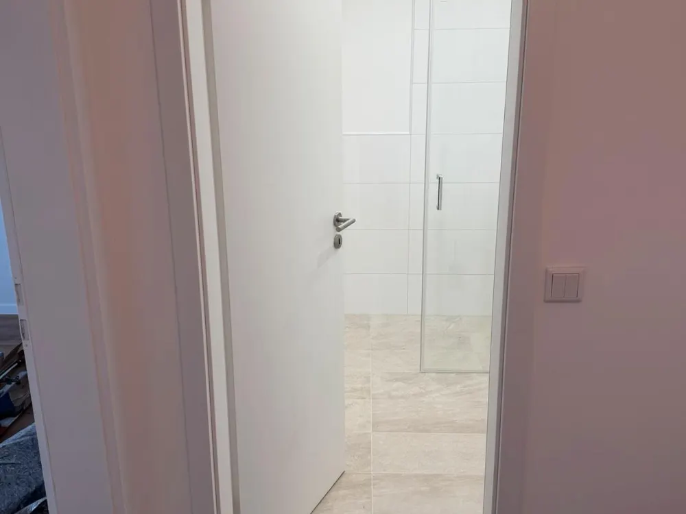 Frisch Sanierte 3-Zimmer Wohnung 1.OG