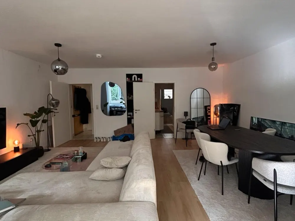 (5.000€ Abschlag) 1,5 Zimmer Wohnung Souterrains 64m2 (Innenstadt