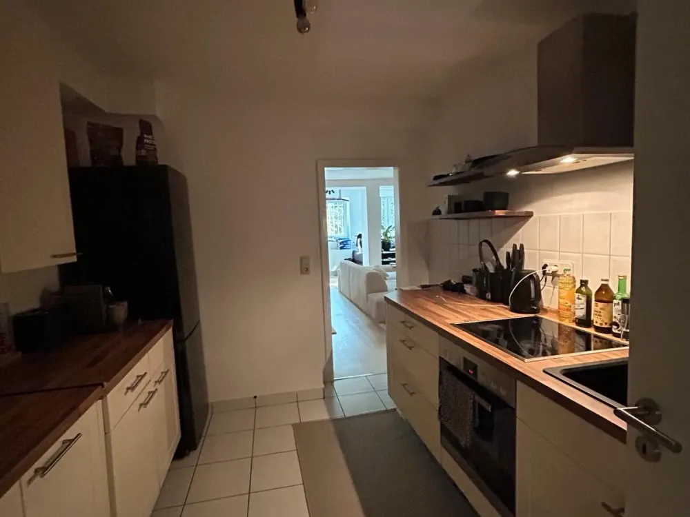 (5.000€ Abschlag) 1,5 Zimmer Wohnung Souterrains 64m2 (Innenstadt