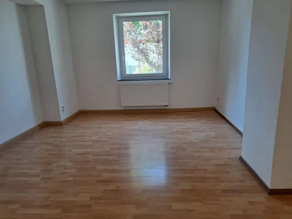 komplett und hochwertig sanierte 2-Zimmer Wohnung Nähe Dianaplatz