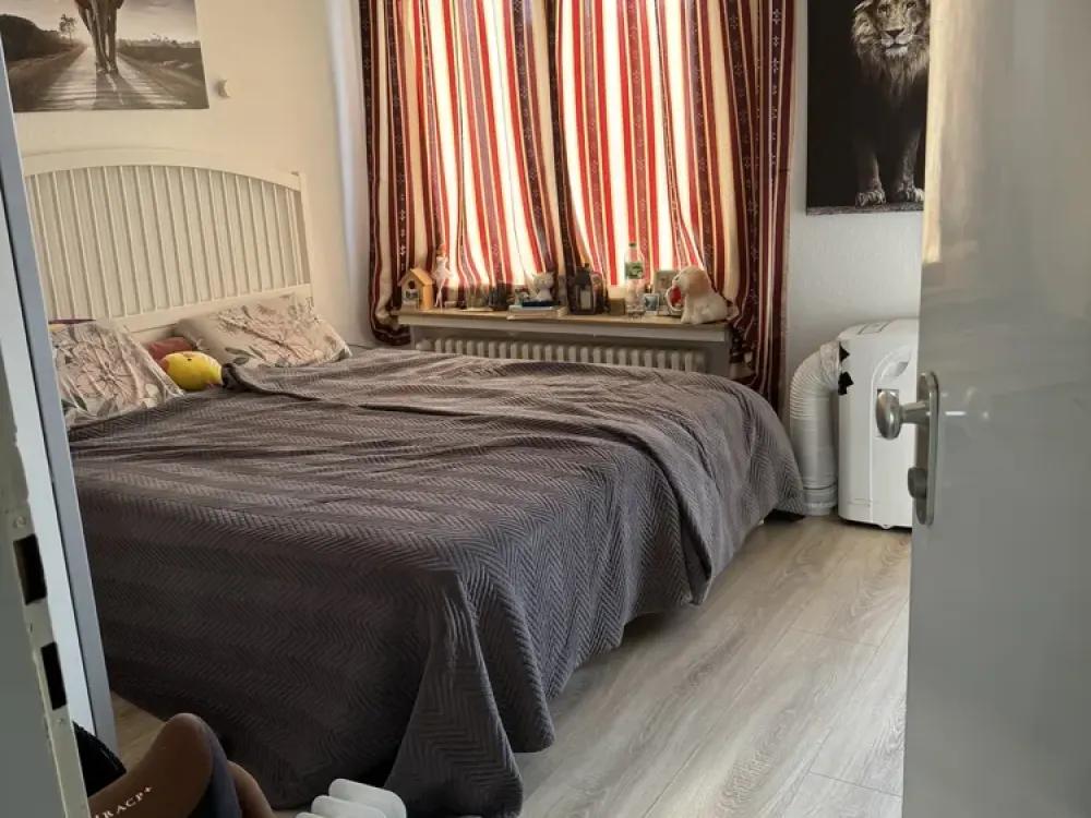 Neuwertiges Single Appartement mit Küche und Balkon in ruhiger, zentrumsnaher Lage