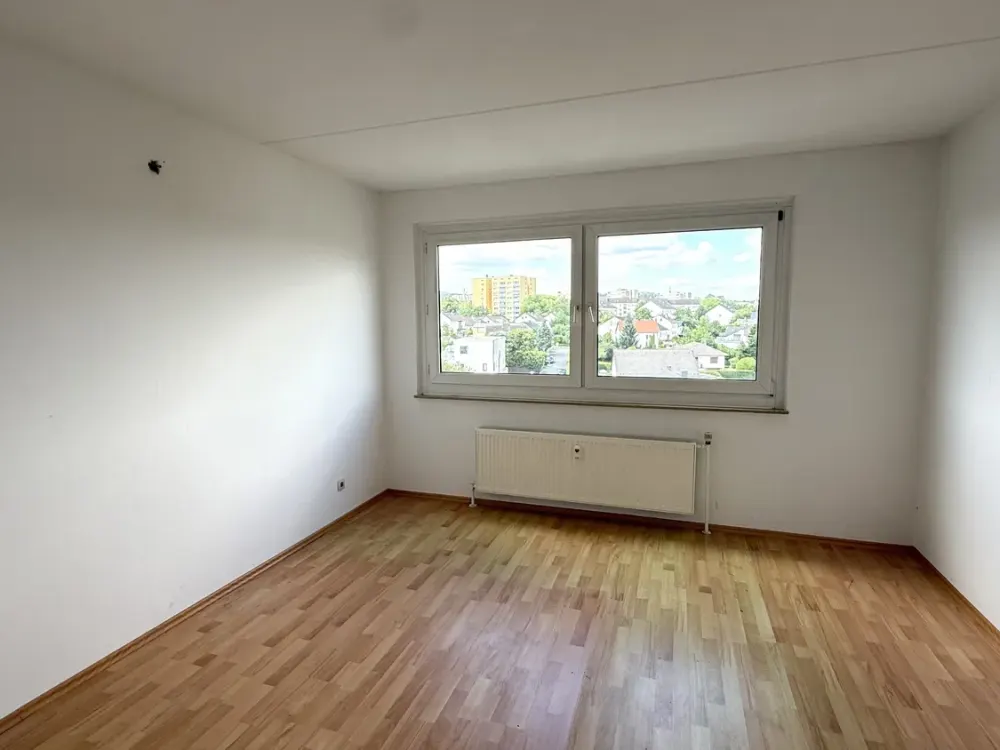 Comfortable 3-Room Apartment in Vellmar with Bathtub & Balcony