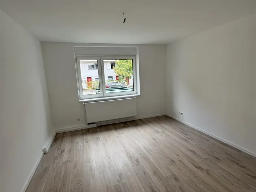 Erstbezug nach Kernsanierung: Exklusive 3-Zimmer-Wohnung
