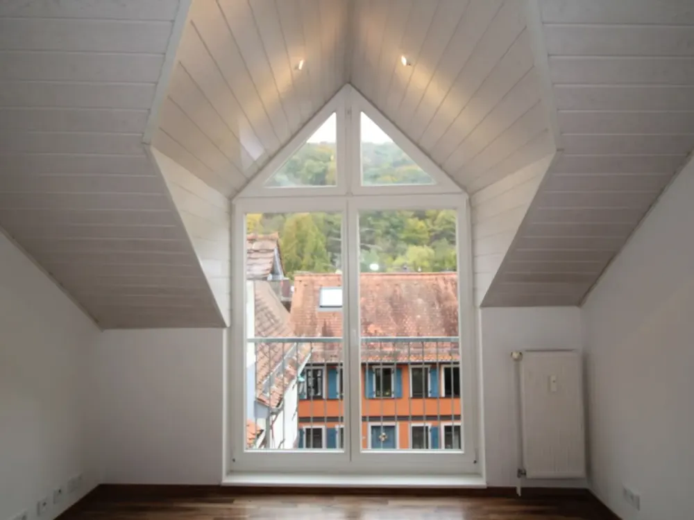Schöne, ruhige 2-Zimmer-Wohnung auf zwei Ebenen im Herzen von Eppstein
