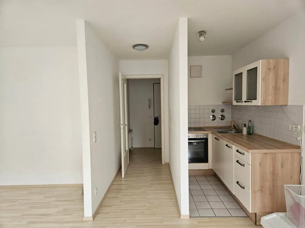 1 Zi.-Wohnung mit Einbauküche und Aufzug in der Nähe Hirschgarten