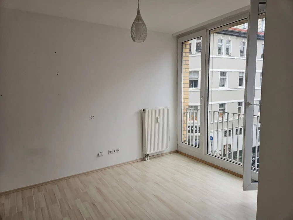 1 Zi.-Wohnung mit Einbauküche und Aufzug in der Nähe Hirschgarten