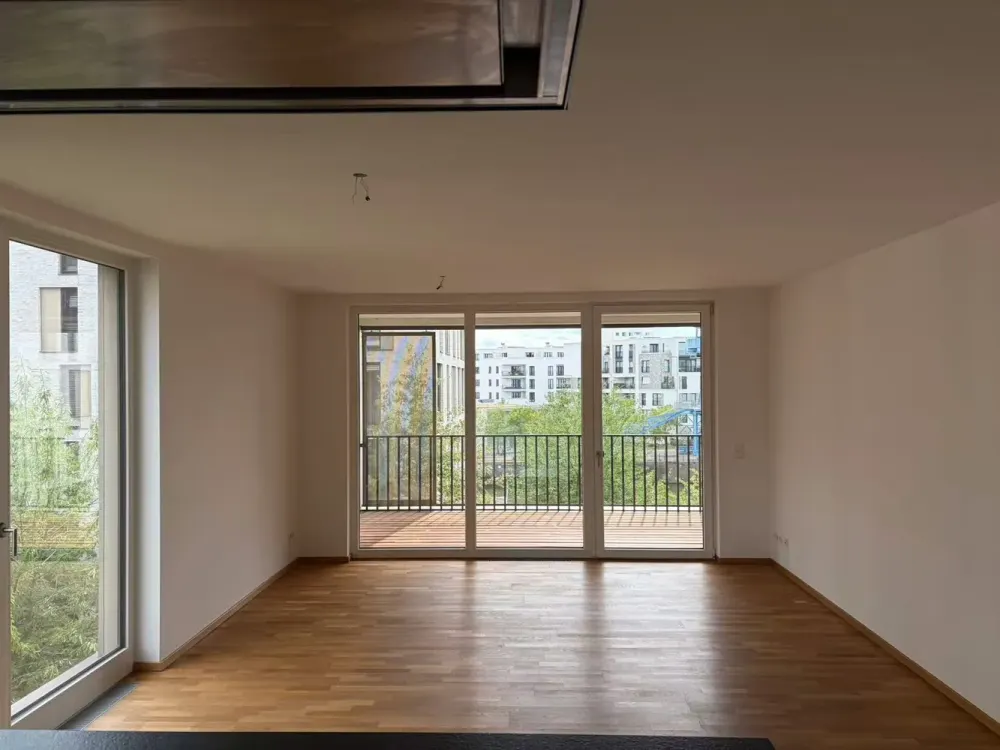 Stilvolle, neuwertige 3-Zimmer-Wohnung mit geh. Innenausstattung mit Balkon und EBK