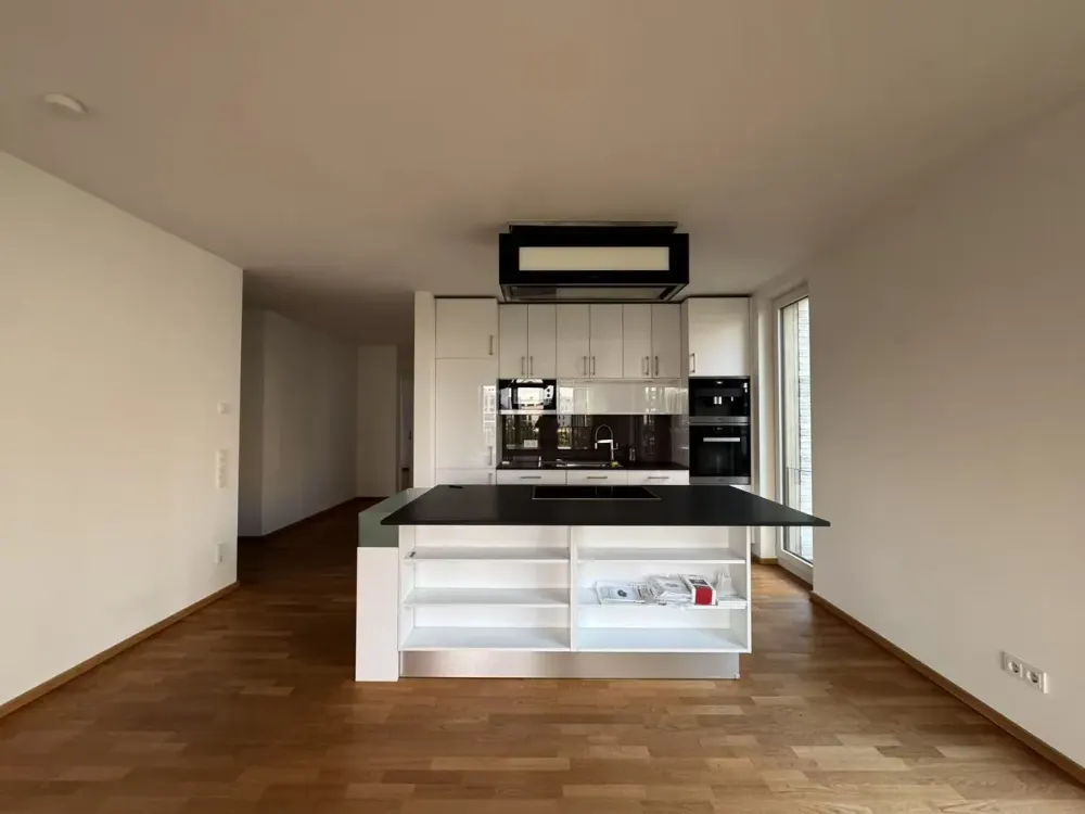 Stilvolle, neuwertige 3-Zimmer-Wohnung mit geh. Innenausstattung mit Balkon und EBK