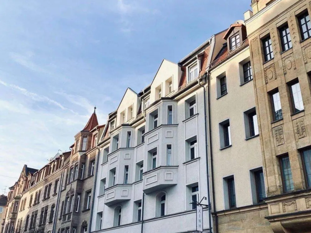 Ideale Lage in Stadtnähe! Hello, neuwertige zwei Zimmerwohnung im Nürnberger Süden