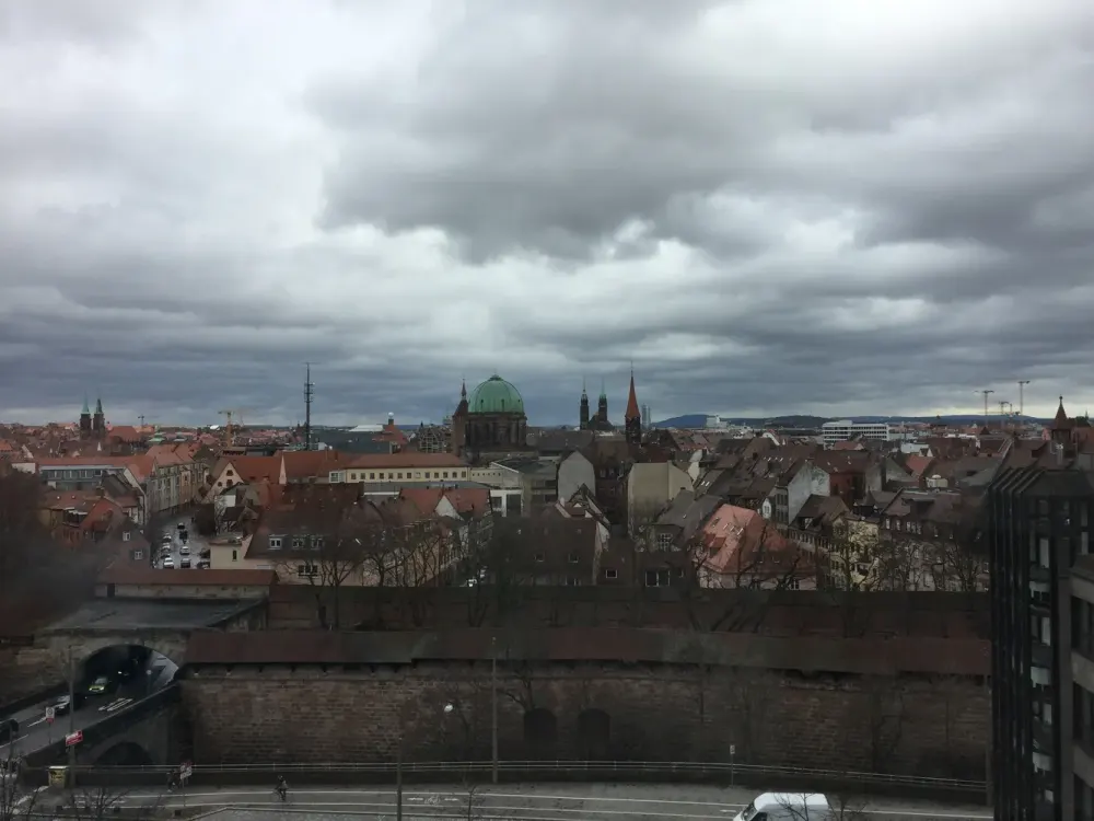 1 1/2 Zimmer möbliert mit Burgblick