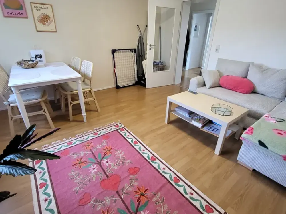 2 Zimmer Neustadt - süsse und moderne Wohnung