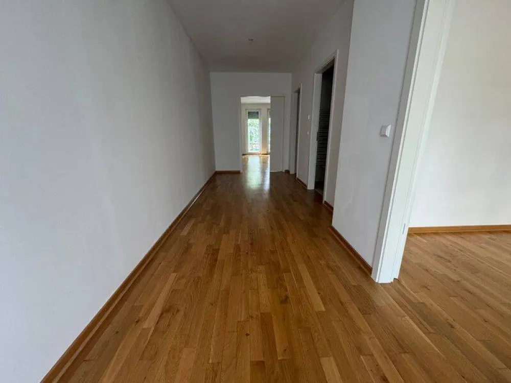 Hier lässt es sich aushalten: interessante 2-Zimmer-Wohnung mit Einbauküche und Mietergarten