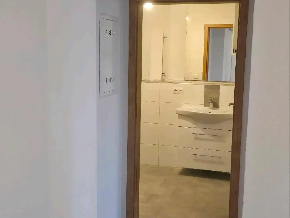 Ruhige 3 Zimmer Wohnung zu vermieten