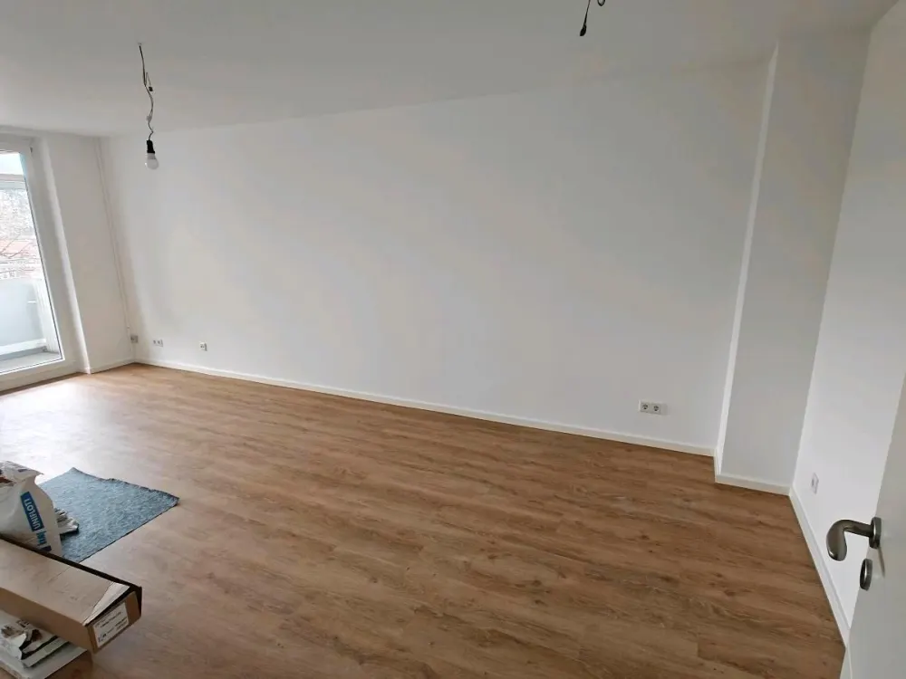 2-Zimmer-Wohnung mit Balkon in Nürnberg-Röthenbach *renoviert*